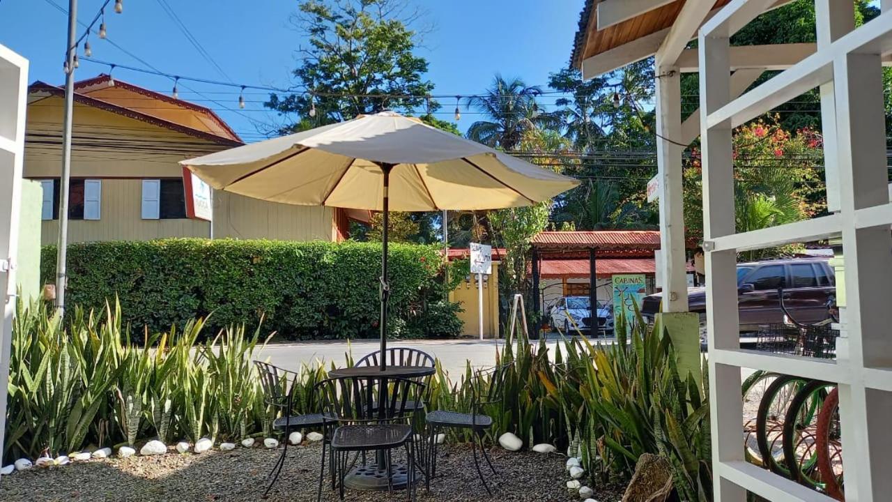 Lizard King Hotel & Suites Puerto Viejo de Talamanca Экстерьер фото