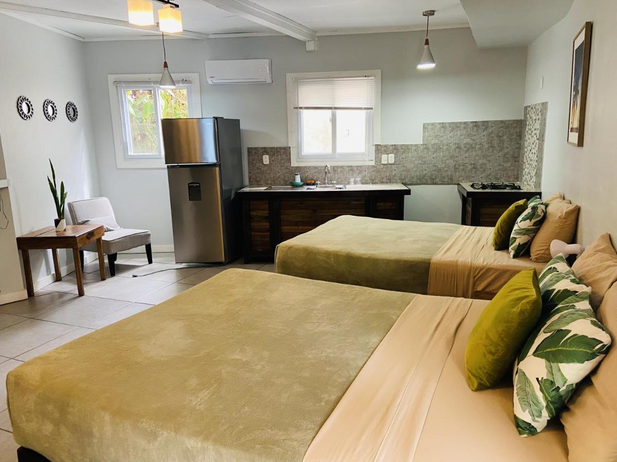 Lizard King Hotel & Suites Puerto Viejo de Talamanca Экстерьер фото