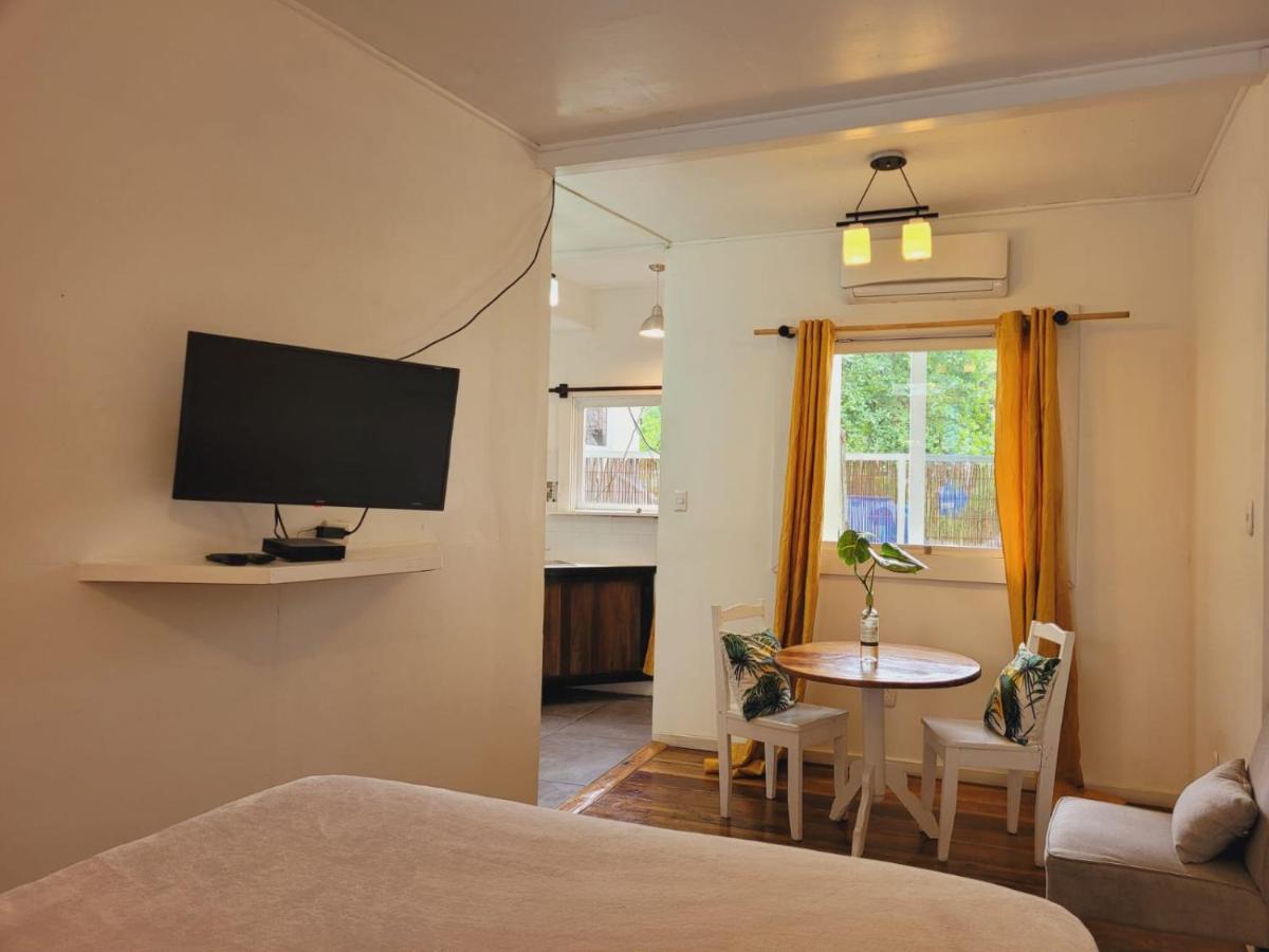 Lizard King Hotel & Suites Puerto Viejo de Talamanca Экстерьер фото
